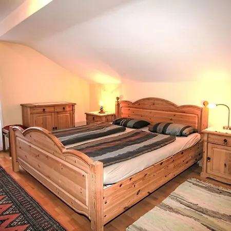 Plank-1 By Interhome 스텀