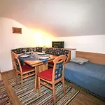 Plank-1 By Interhome Stumm